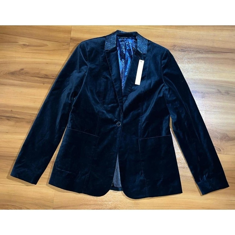 NWT Tahari Wendy Glittery Collar Snap Button Velvet Snakeskin Lining Blazer
